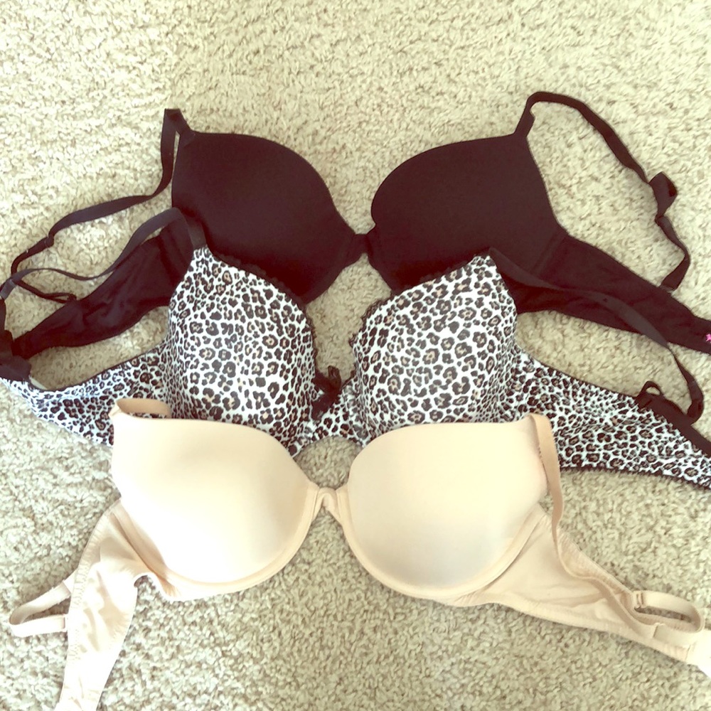 Bundle of three Victoria’s Secret bra 34D